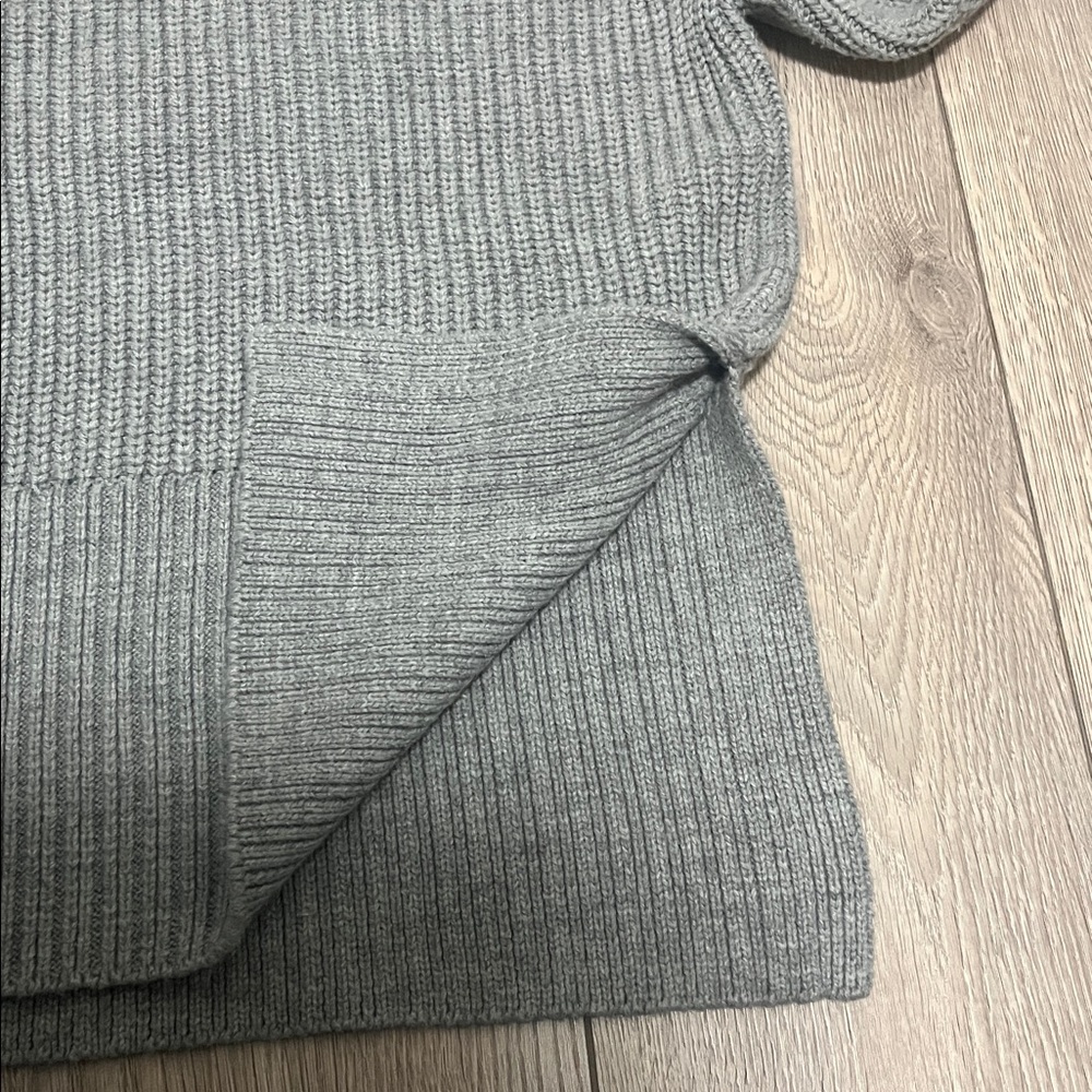 Zara Gray V-Neck Sweater - Picture 6 of 8